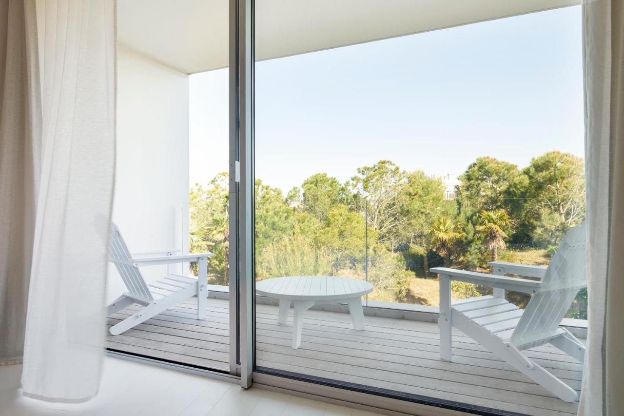 Hotel Plage Palace & Spa Palavas-les-Flots Exterior foto A sliding door