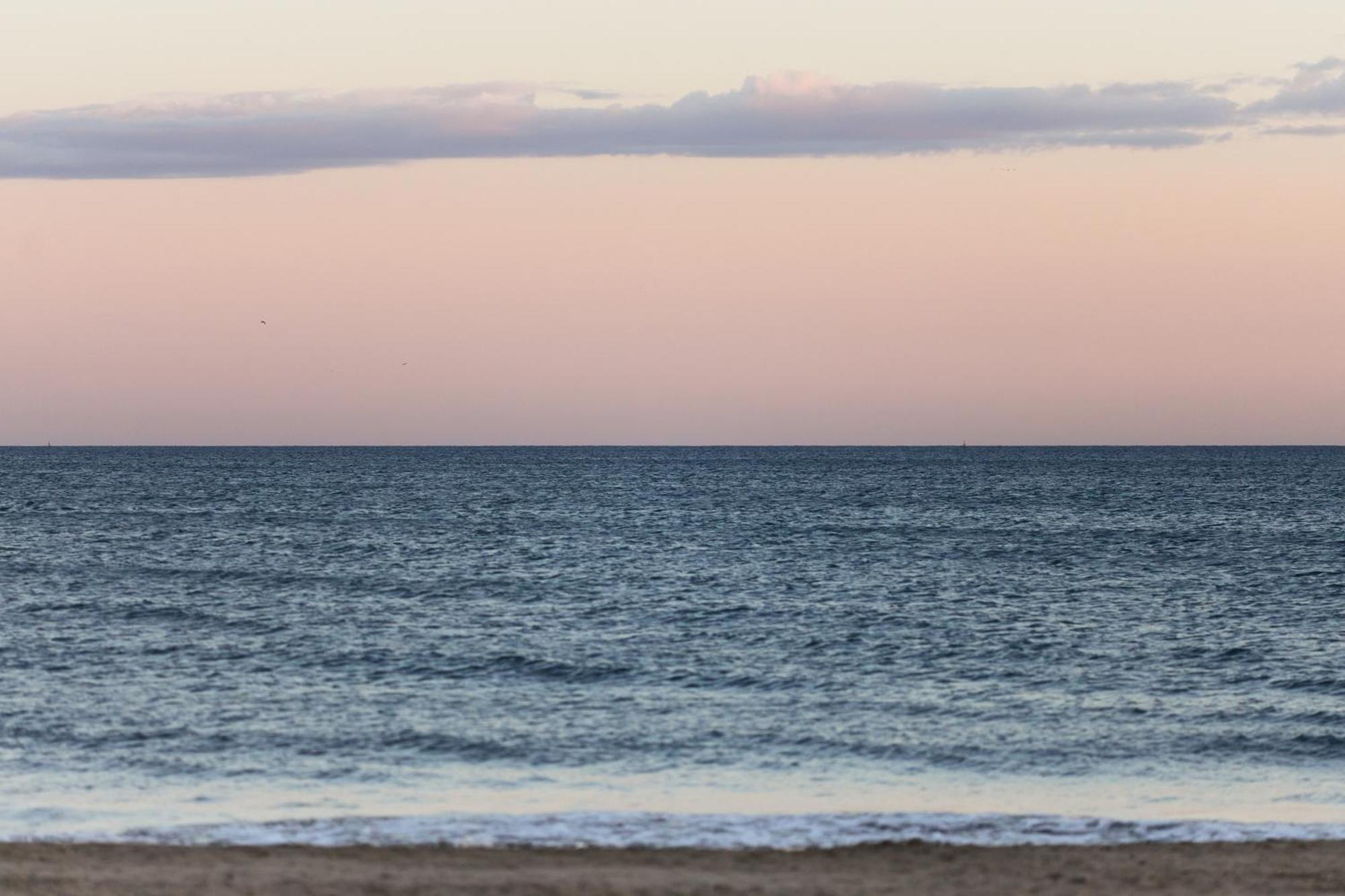Hotel Plage Palace & Spa Palavas-les-Flots Exterior foto The Atlantic Ocean at the beach of the resort