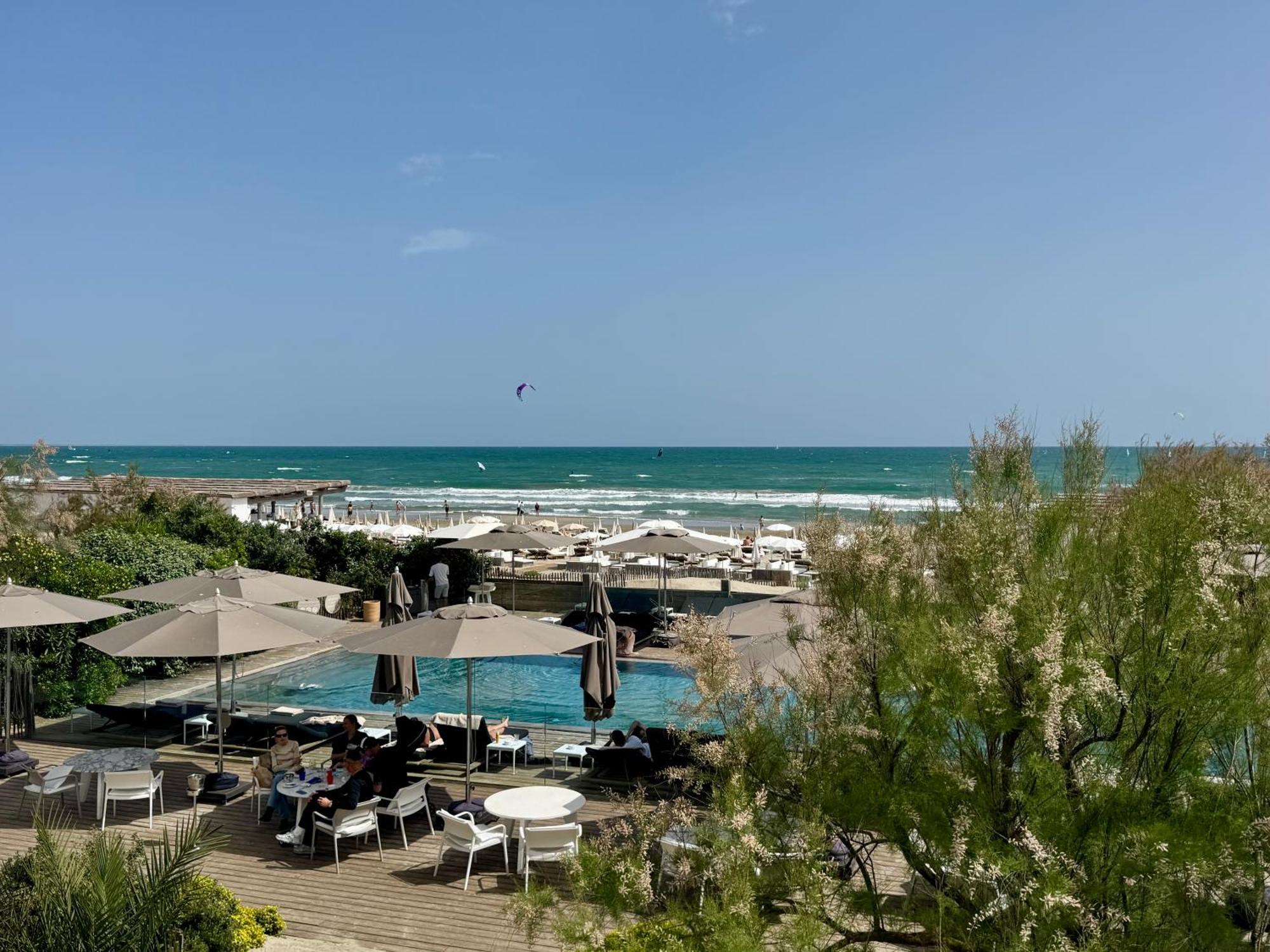 Hotel Plage Palace & Spa Palavas-les-Flots Exterior foto